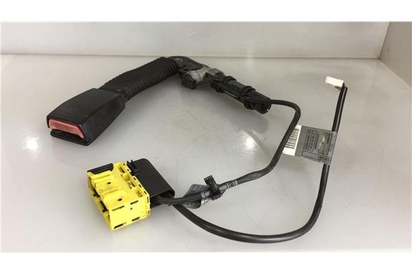 Recambio de anclaje cinturon delantero derecho para bmw serie 3 berlina (e46)(1998) 2.0 320d [2,0 ltr. - 110 kw 16v diesel cat] 