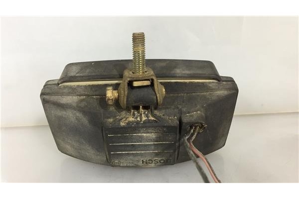 Recambio de faro antiniebla para peugeot 205 berlina 1.4 referencia OEM IAM   