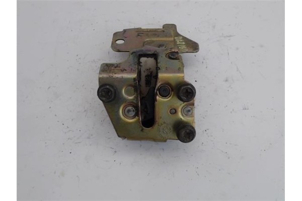 Recambio de cierre electromagnetico trasero izquierdo para nissan vanette cargo (hc23) 2.3 d referencia OEM IAM   