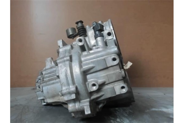 Recambio de caja cambios manual para hyundai accent sedán (lc) 1.5 crdi referencia OEM IAM J42073  