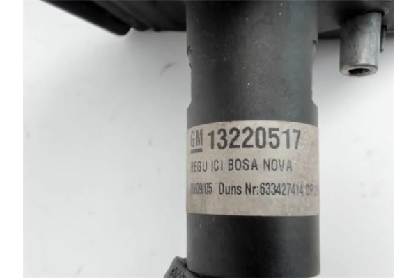 Recambio de retrovisor izquierdo para opel meriva 1.7 cdti referencia OEM IAM 13220517  