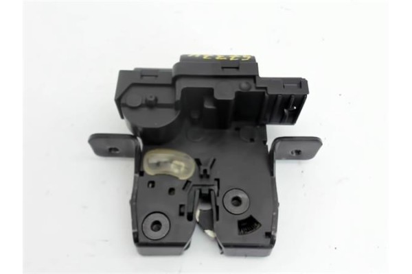 Recambio de cierre electromagnetico porton para renault twingo ii 1.2 authentique referencia OEM IAM 8200257615  