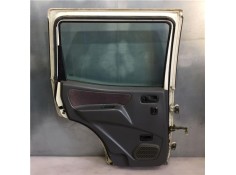 Recambio de puerta trasero izquierda para nissan terrano ii (r20) 2.7 td 4wd referencia OEM IAM 821011F230  