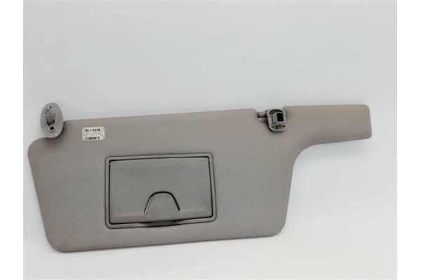 Recambio de parasol izquierdo para mazda premacy (cp) 2.0 td referencia OEM IAM 03CB81  