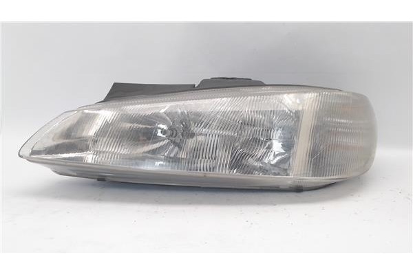 Recambio de faro delantero izquierdo para peugeot 406 berlina (s1/s2) referencia OEM IAM   