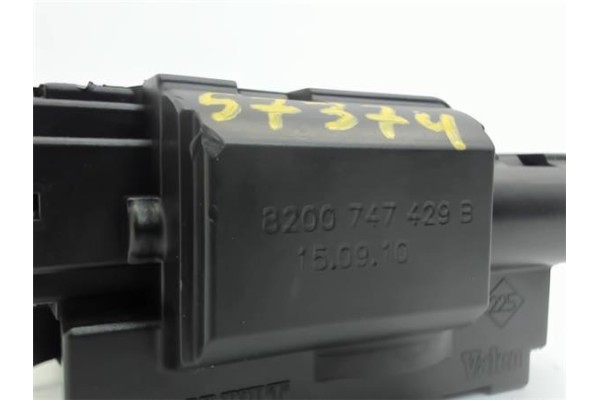 Recambio de cierre electromagnetico porton para renault twingo ii 1.2 authentique referencia OEM IAM 8200257615  