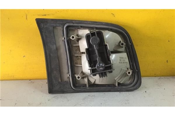 Recambio de piloto interior derecho para opel omega b 2.0 dti 16v referencia OEM IAM GM45300  