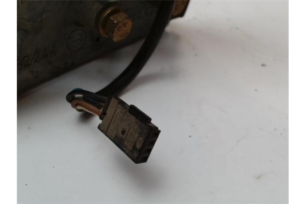 Recambio de retrovisor electrico derecho para bmw serie 3 berlina (e36) referencia OEM IAM 81444720  