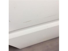 Recambio de puerta trasero derecha para nissan terrano ii (r20) 2.7 td 4wd referencia OEM IAM 821001F230  