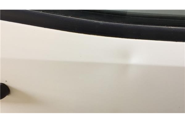 Recambio de puerta trasero derecha para nissan terrano ii (r20) 2.7 td 4wd referencia OEM IAM 821001F230  
