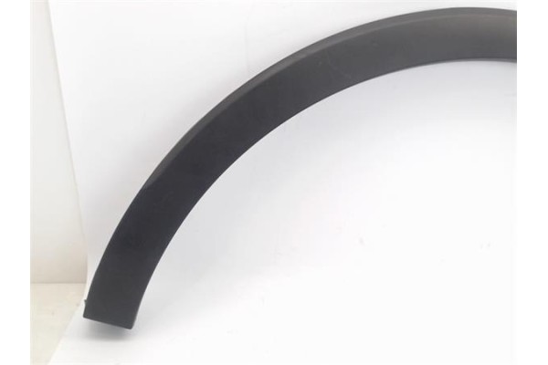 Recambio de moldura aleta trasero izquierda para renault captur i 0.9 zen referencia OEM IAM 788A38847R  