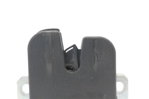 Recambio de cerradura porton para volkswagen polo iv (9n1) 1.4 16v referencia OEM IAM 6Q6827505E 6Q6827505B 