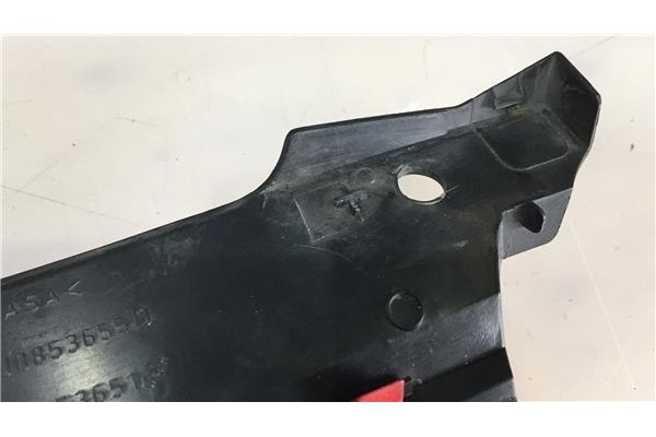 Recambio de rejilla capo para volkswagen golf iv berlina (1j1) 1.6 referencia OEM IAM 1J0853655D 1J0853651 