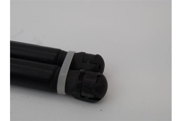 Recambio de amortiguador porton para mercedes-benz clase a (bm 169) 1.7 a 170 (169.032) referencia OEM IAM Q6A1697400045º  
