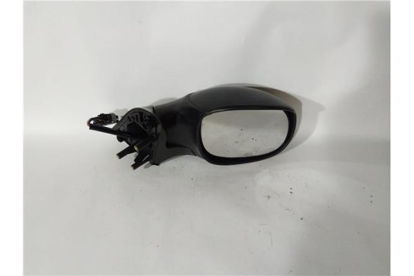 Recambio de faro antiniebla derecho para suzuki ignis (rg/fh) 1.3 referencia OEM IAM 67721231  
