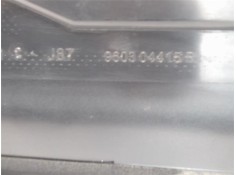 Recambio de aleron trasero para renault captur i 0.9 zen referencia OEM IAM 960304415R  