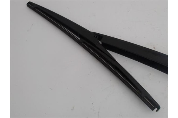 Recambio de brazo limpiaparabrisas trasero para mazda 5 berlina (cr) 2.0 cd referencia OEM IAM C23567421A  C24767330 , MAZDA | D