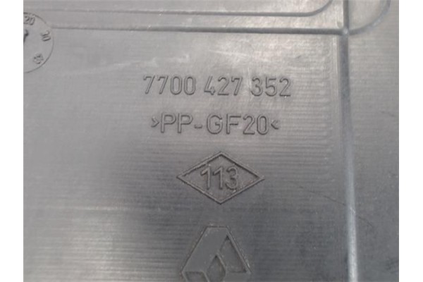 Recambio de aleron trasero para renault clio ii fase i (b/cb0) 1.4 16v (b/cb0p) referencia OEM IAM 7700427352  