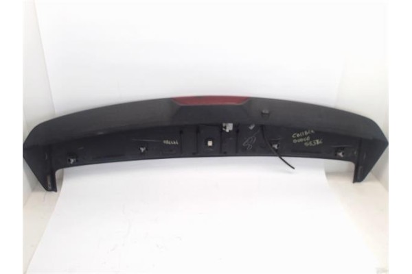 Recambio de aleron trasero para dodge caliber (pm) 2.0 se referencia OEM IAM YQ84RXFAF  