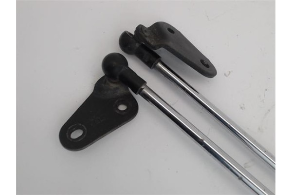 Recambio de amortiguador porton para mazda 5 berlina (cr) 2.0 cd referencia OEM IAM C23562620A  