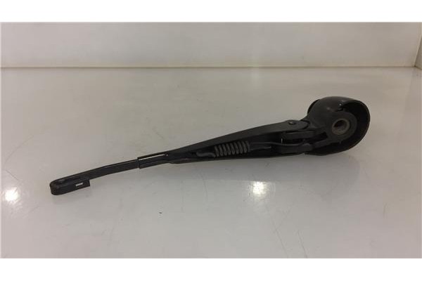 Recambio de brazo limpiaparabrisas trasero para volkswagen polo iii berlina (6n2) 1.4 trendline referencia OEM IAM 6N0955707B  