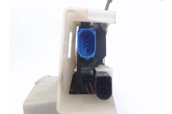 Recambio de cierre electromagnetico trasero derecho para volkswagen touareg (7la) 5.0 tdi v10 referencia OEM IAM 7L0839016B 7L08