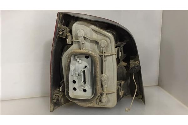 Recambio de piloto trasero derecho para volkswagen polo iv (9n1) 1.4 16v referencia OEM IAM 6Q6945096B 6Q6945112A 1623590260 , A
