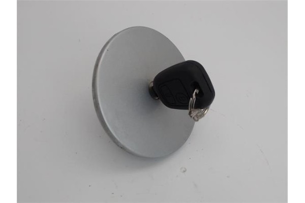 Recambio de tapon combustible para peugeot 206 1.4 hdi eco 70 referencia OEM IAM   
