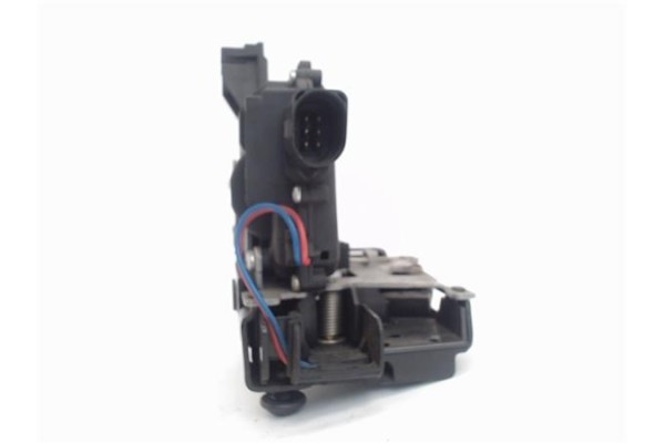 Recambio de cierre electromagnetico trasero izquierdo para skoda octavia berlina (1u2) 1.9 tdi glx referencia OEM IAM 3B4839015A