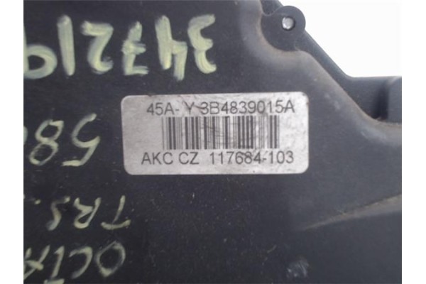 Recambio de cierre electromagnetico trasero izquierdo para skoda octavia berlina (1u2) 1.9 tdi glx referencia OEM IAM 3B4839015A