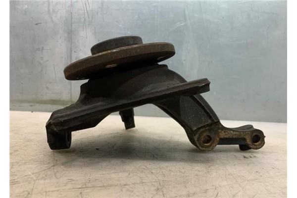 Recambio de mangueta delantero derecha para opel vivaro 1.9 dti referencia OEM IAM 4412601  