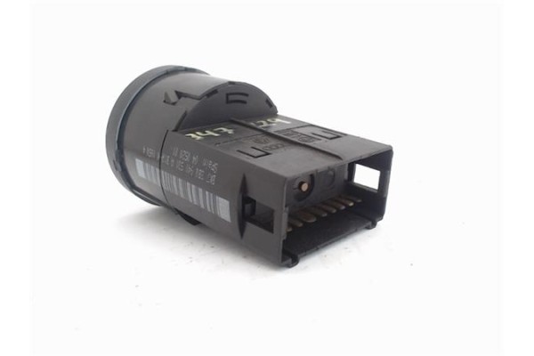 Recambio de mando de luces para skoda octavia berlina (1u2) 1.9 tdi glx referencia OEM IAM BK73B0941531 04052001 