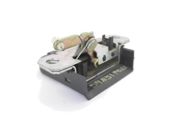 Recambio de cerradura porton para volkswagen polo iv (9n1) 1.4 16v referencia OEM IAM 6Q6827505E 6Q6827505B 
