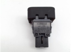 Recambio de interruptor luces emergencia para nissan note (e11e) 1.4 visia referencia OEM IAM 06019  