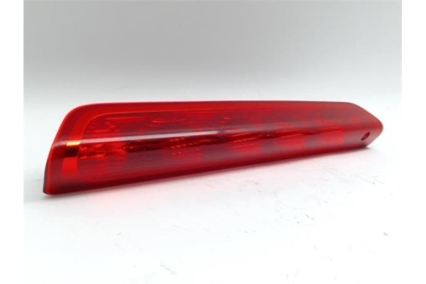 Recambio de luz central de freno para peugeot 308 1.4 urban referencia OEM IAM 968042658001  