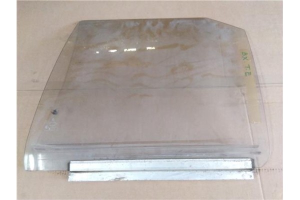 Recambio de luna puerta trasero izquierda para citroen bx berlina 1.4 14 básico referencia OEM IAM   