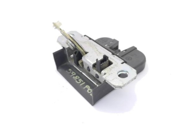 Recambio de cerradura porton para volkswagen polo iv (9n1) 1.4 16v referencia OEM IAM 6Q6827505E 6Q6827505B 