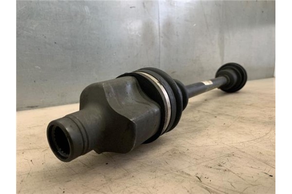 Recambio de palier delantero derecho para renault clio ii fase i (b/cb0) 1.4 alize referencia OEM IAM 7701352775 5965 8200231936