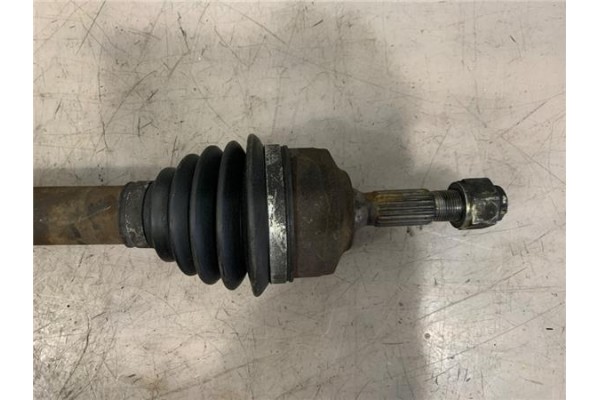 Recambio de palier delantero derecho para peugeot 206 1.4 i referencia OEM IAM 3273CQ  