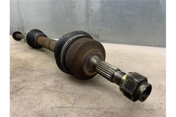 Recambio de palier delantero derecho para peugeot 206 1.4 i referencia OEM IAM 3273CQ  