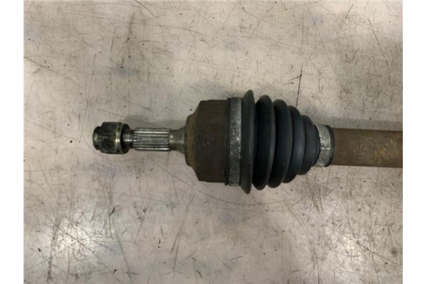 Recambio de palier delantero izquierdo para peugeot 206 1.4 i referencia OEM IAM 3272CQ  
