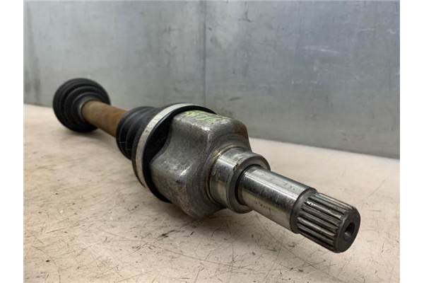 Recambio de palier delantero izquierdo para peugeot 206 1.4 i referencia OEM IAM 3272CQ  