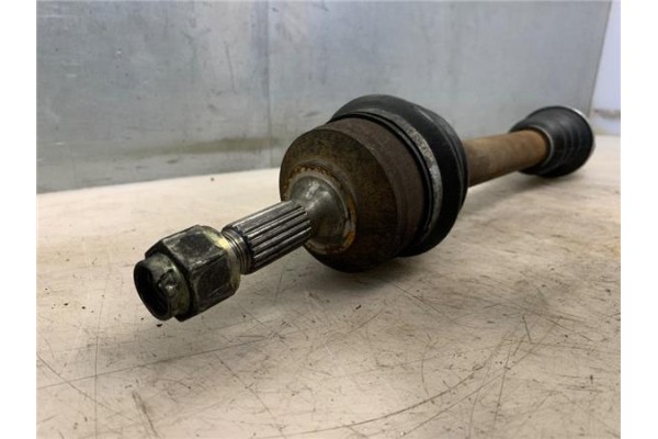 Recambio de palier delantero izquierdo para peugeot 206 1.4 i referencia OEM IAM 3272CQ  