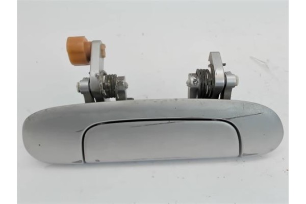 Recambio de maneta exterior trasero derecha para mazda premacy (cp) 2.0 td referencia OEM IAM C10073410B67  