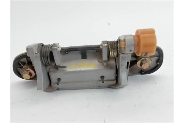 Recambio de maneta exterior trasero derecha para mazda premacy (cp) 2.0 td referencia OEM IAM C10073410B67  