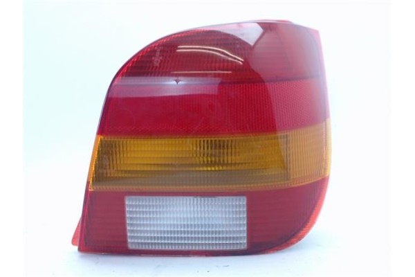 Recambio de piloto trasero derecho para ford fiesta iii (gfj) 1.4 cat referencia OEM IAM 89FG13N004AA  