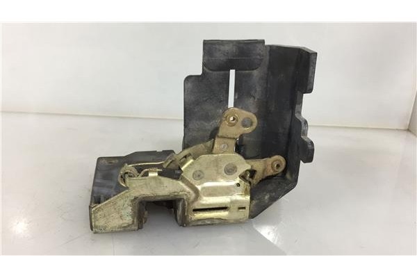 Recambio de cierre electromagnetico delantero derecho para bmw serie 3 berlina (e30) 2.0 320i referencia OEM IAM 19228461  