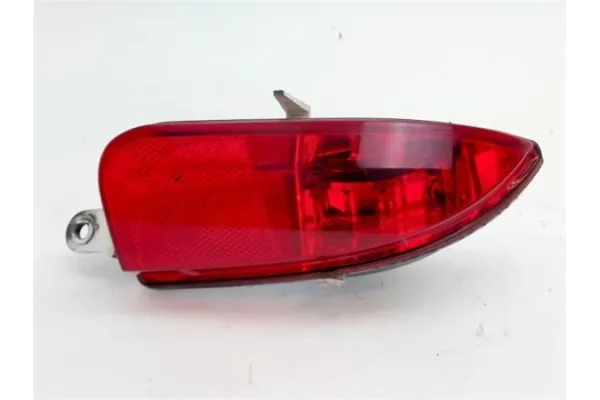 Recambio de reflectante paragolpes trasero para opel corsa c 1.7 cdti referencia OEM IAM 13118664  