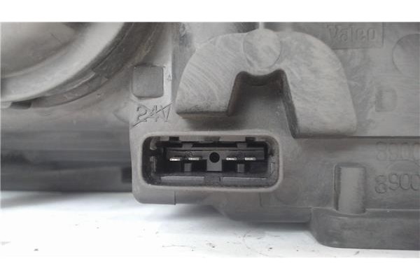 Recambio de faro delantero dcho para renault laguna ii (bg0) referencia OEM IAM 7700420129 8200002847 