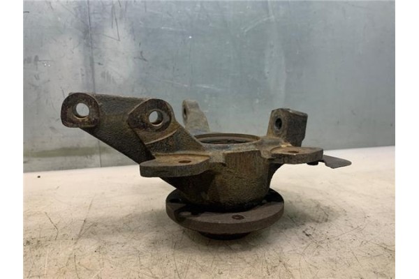 Recambio de mangueta delantero derecha para fiat i doblo (119) 1.9 jtd referencia OEM IAM 51721617  